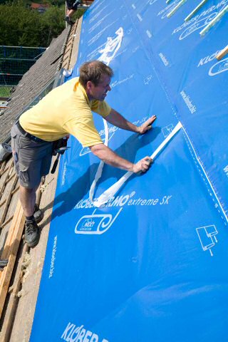 Neu: Für Dachmodernisierung und Aufdachdämmung – Luftsperre Wallint® T2 und Wallint® T2 SK (von: Klöber GmbH & Co. KG)