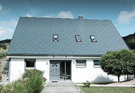 Aluminium Dach- und Wand-Großraute 44x44 bringt Akzente und Zeitersparnis (von: PREFA GmbH)