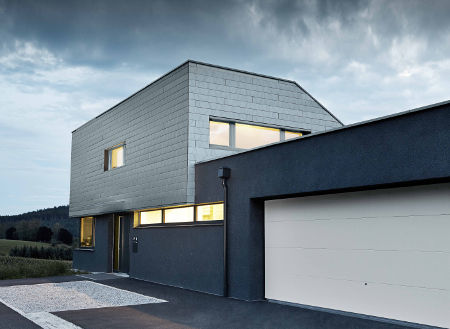 Aluminium Dach- und Wand-Großraute 44x44 bringt Akzente und Zeitersparnis (von: PREFA GmbH)