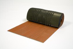 picture 1:bleiCOLOR-First-Grat – Das beidseitig farbbeschichtete, plissierte Bleiblech für alle First- und Gratabschlüsse (von: RÖHR + STOLBERG GmbH)